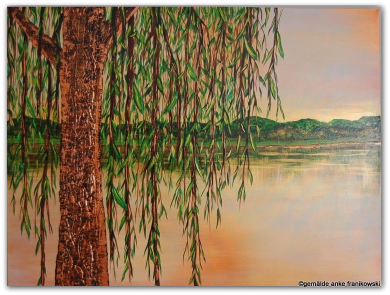 Modernes Landschaftsbild einer Weide an einem See